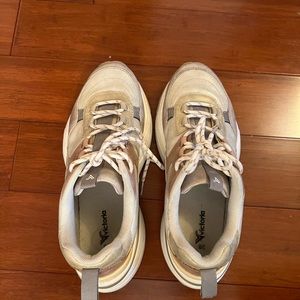 Victoria Chunky Sneakers